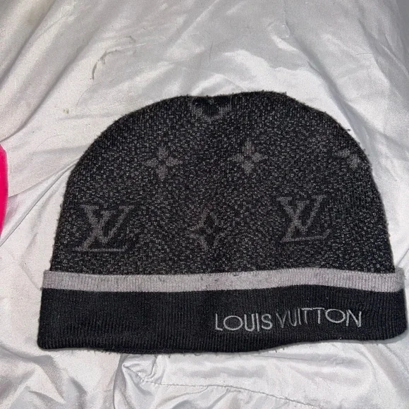 Louis Vuitton Bennie - Picture 2 of 5